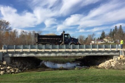 미국 IOWA Hawkeye Bridge (2015)